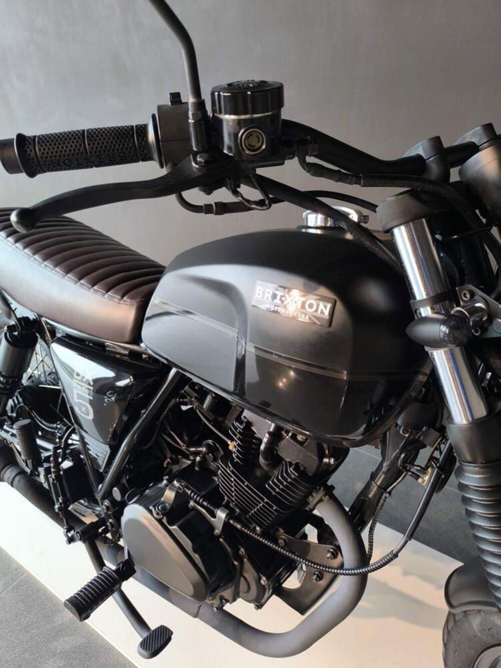 Brixton Motorcycles BX 125 ABS (2019) (12)
