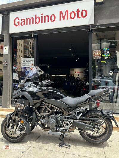 Yamaha Niken 890 GT (2023 - 26) usata