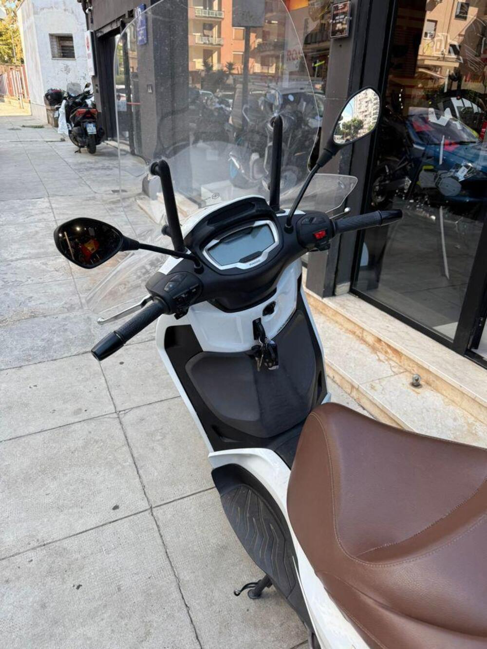 Piaggio Beverly 400 S ABS-ASR (2021 - 24) (4)