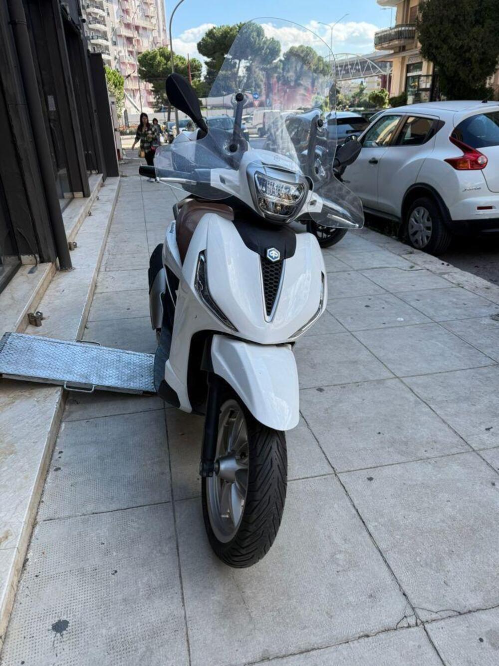 Piaggio Beverly 400 S ABS-ASR (2021 - 24) (5)