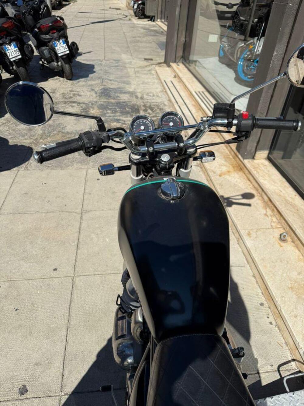 Royal Enfield Interceptor 650 (2021 - 26) (2)