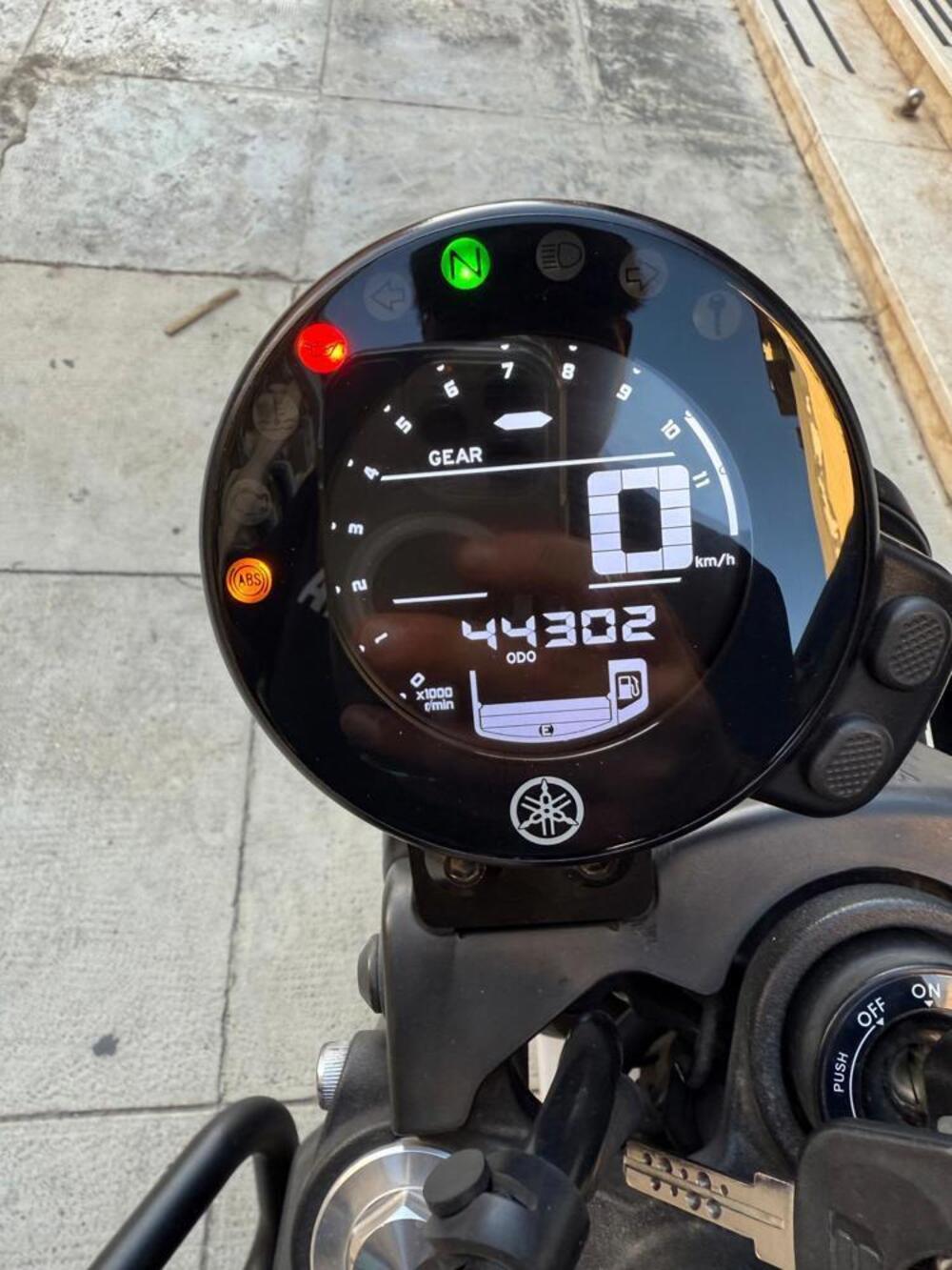 Yamaha XSR 700 XTribute (2022 - 24) (5)