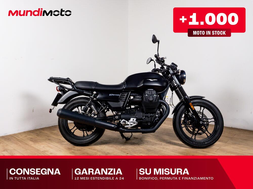 Moto Guzzi V7 III Stone (2017 - 20)