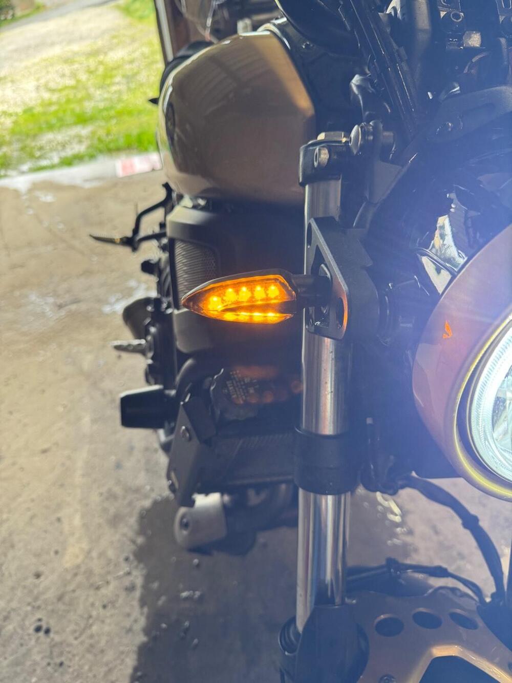 Yamaha XSR 700 (2021) (9)