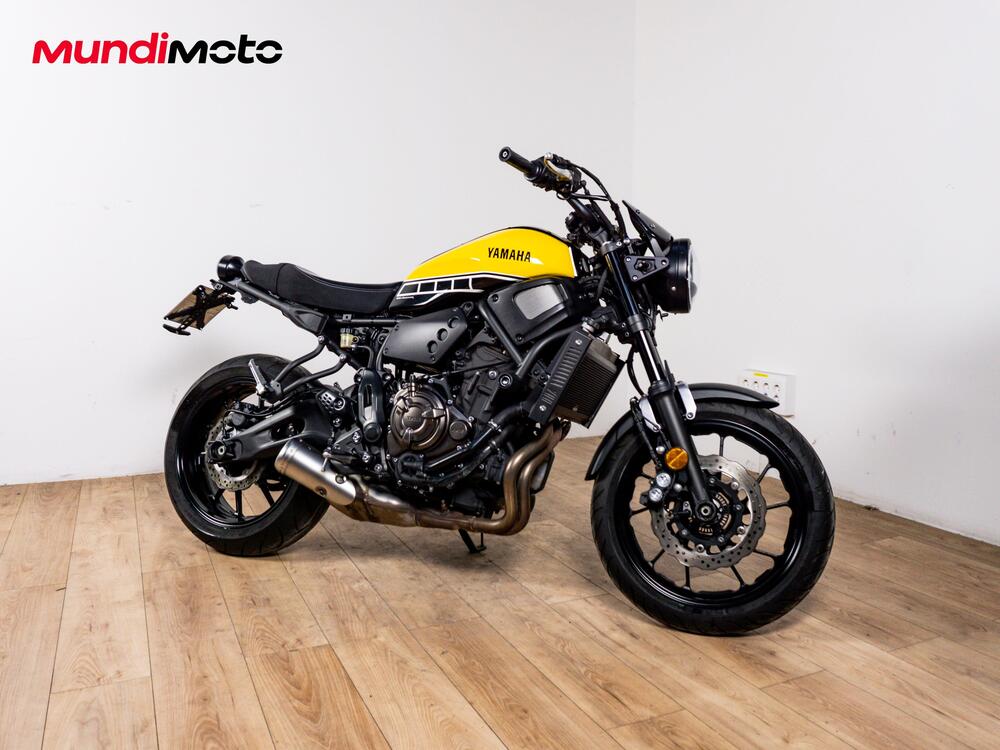 Yamaha XSR 700 (2021) (2)