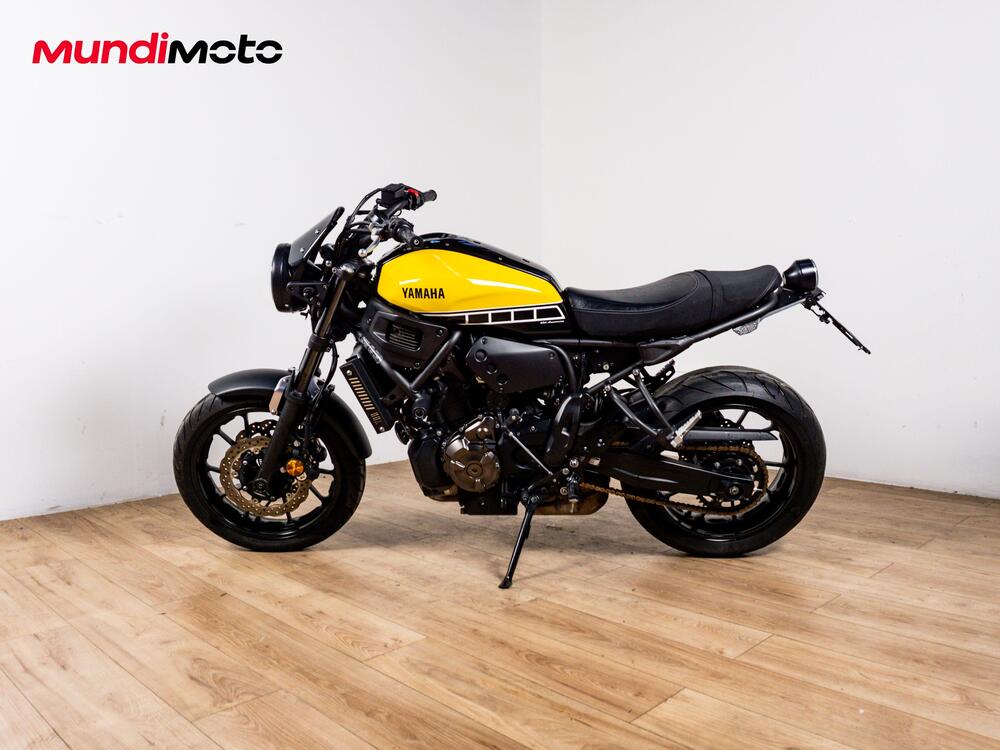 Yamaha XSR 700 (2021) (6)
