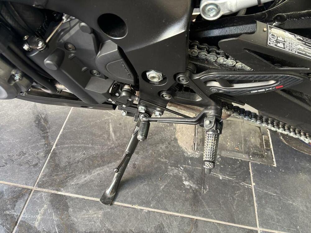 Suzuki GSX-S1000 (2021 - 25) (12)