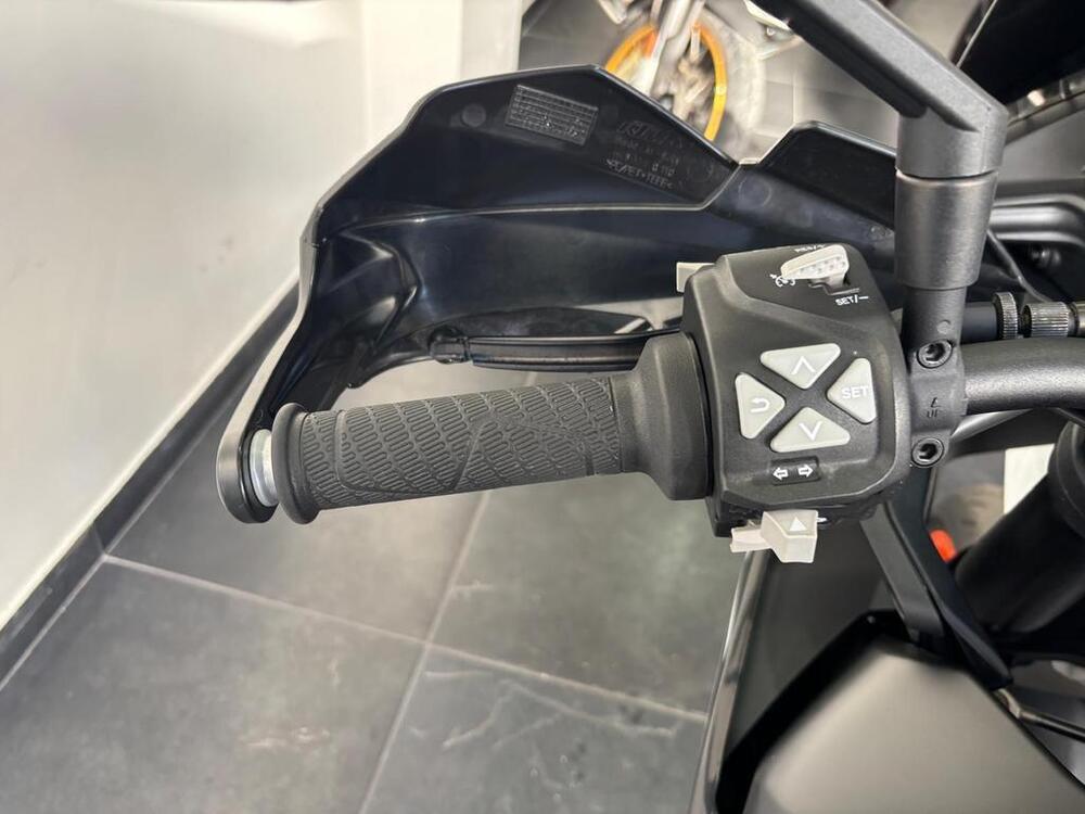 KTM 890 SMT (2023 - 25) (8)