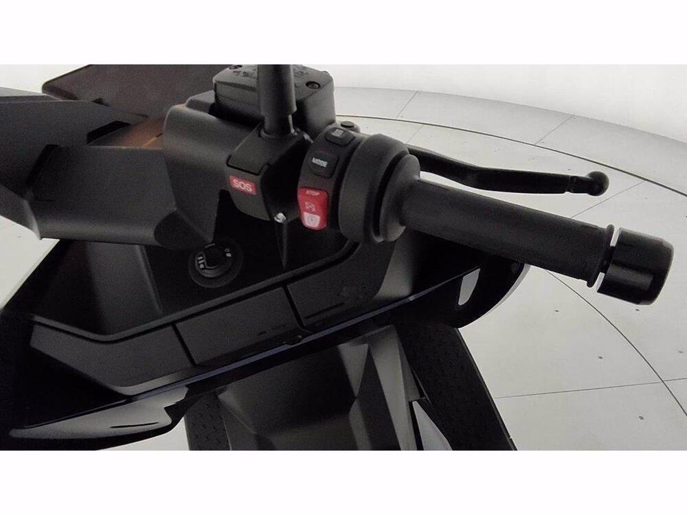 Bmw CE 04 (2021 - 25) (15)