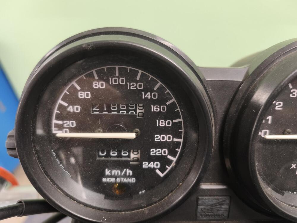 Honda CB 750 F2 (1992 - 01) (6)