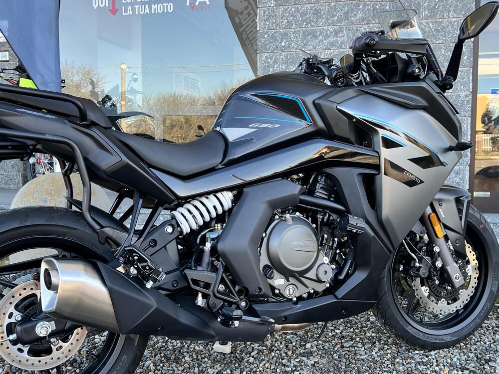 CFMOTO 650GT (2021 - 26) (8)