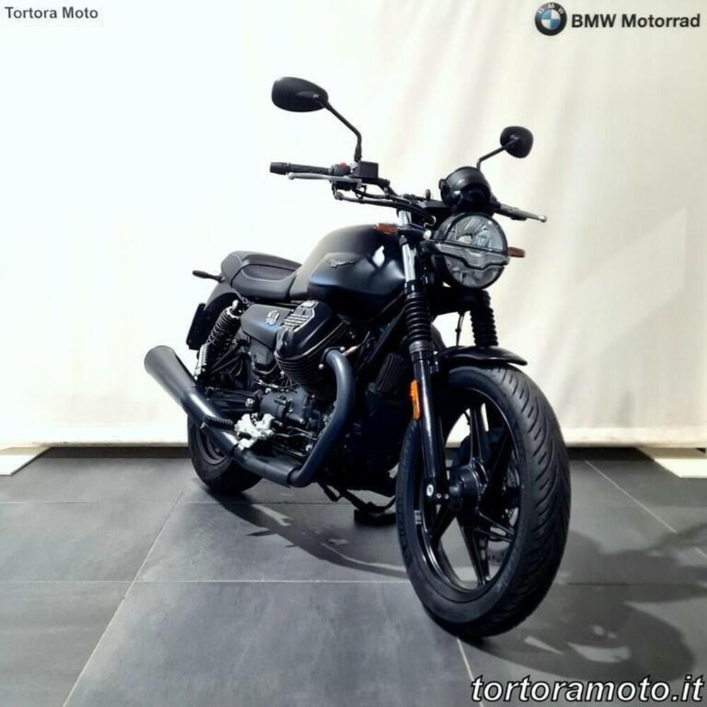 Moto Guzzi V7 Stone (2021 - 24) (4)