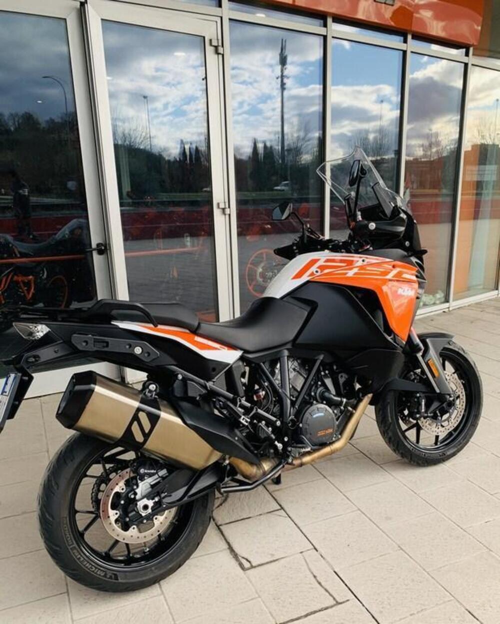KTM 1290 Super Adventure S (2017 - 20) (2)