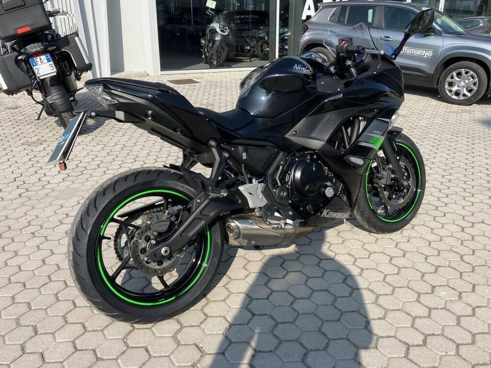 Kawasaki Ninja 650 KRT Tourer (2017 - 19) (7)