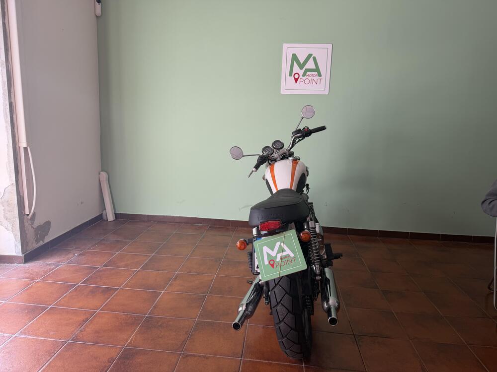 Triumph Bonneville T100 (2001 - 07) (4)