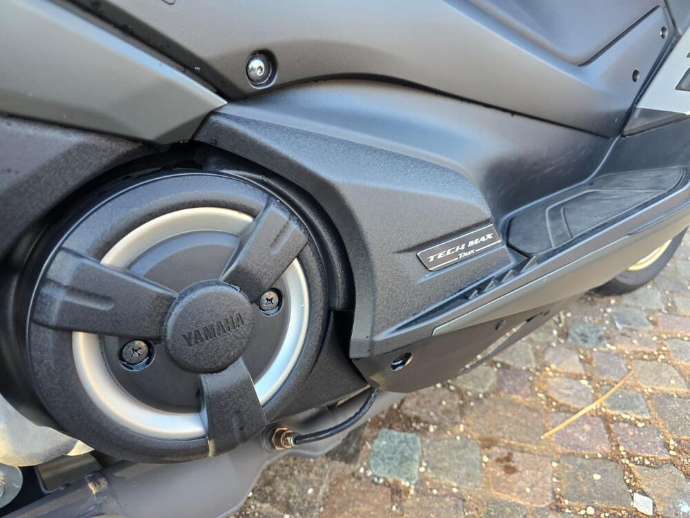 Yamaha T-Max 560 Tech Max (2021) (10)