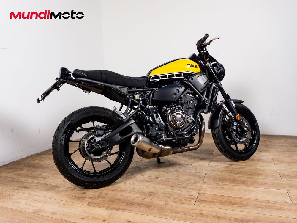 Yamaha XSR 700 (2021) (3)