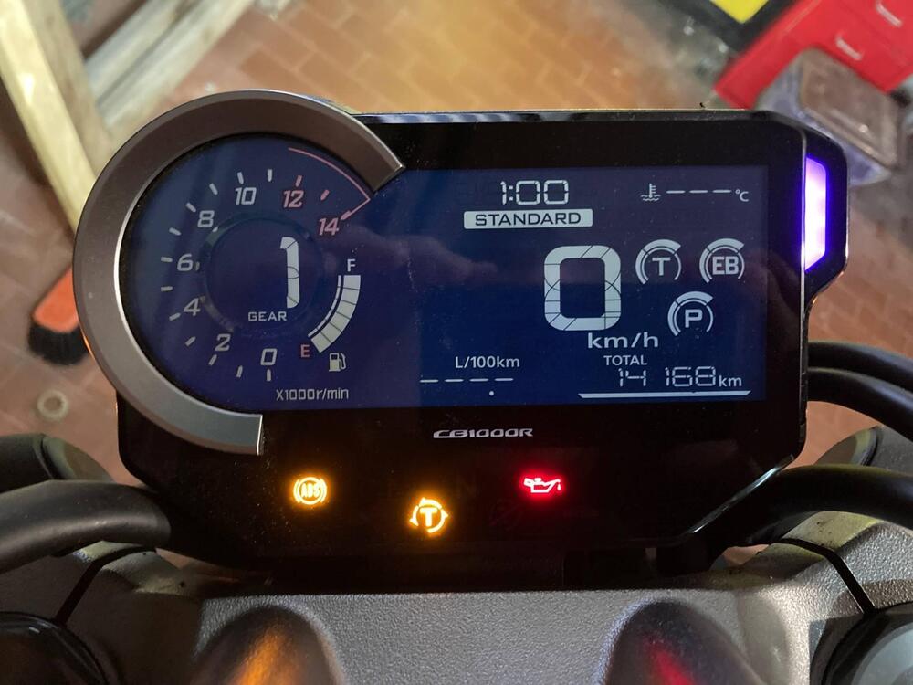 Honda CB 1000 R + Neo Sport Cafè (2019 - 20) (4)