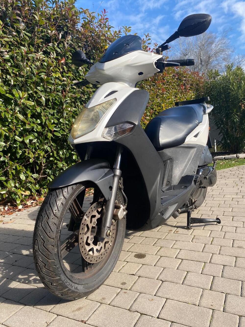 Kymco Agility 125 R16 (2008 - 17) (4)