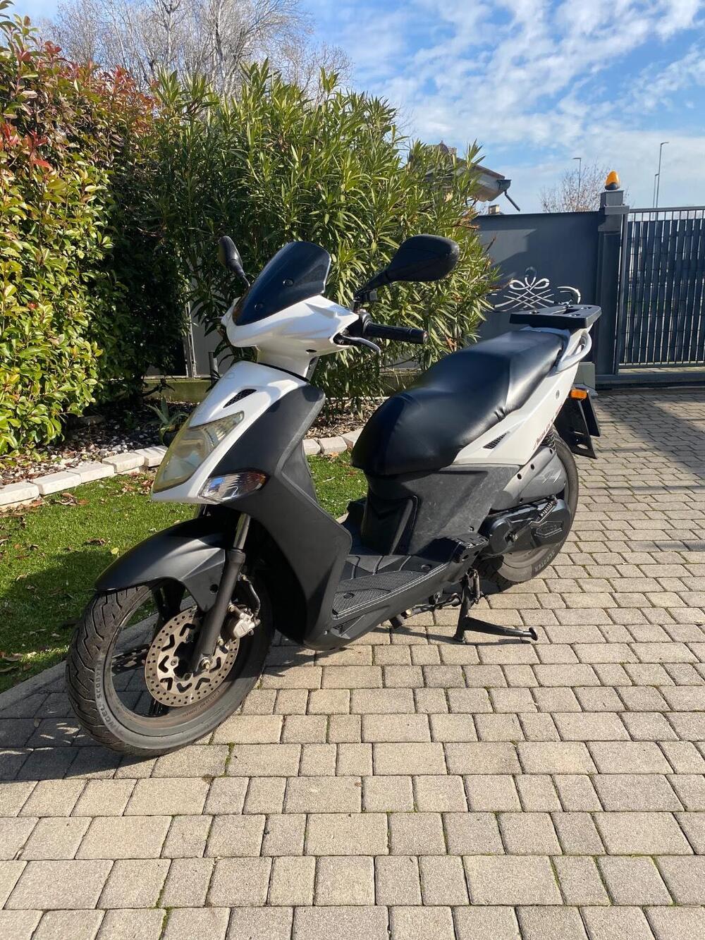 Kymco Agility 125 R16 (2008 - 17) (6)