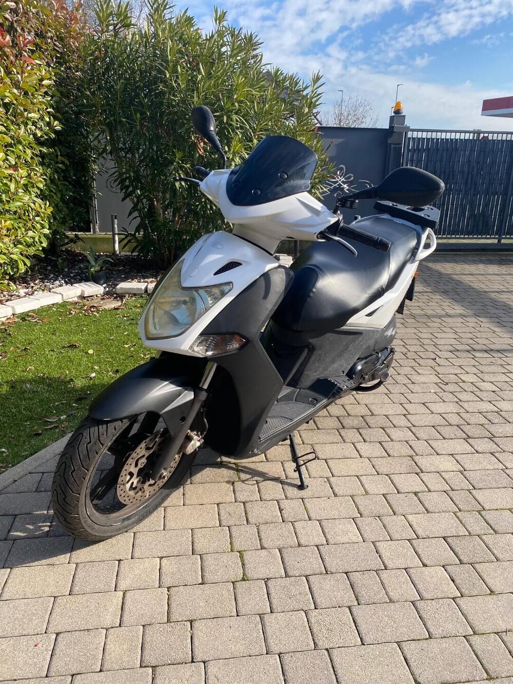 Kymco Agility 125 R16 (2008 - 17) (7)