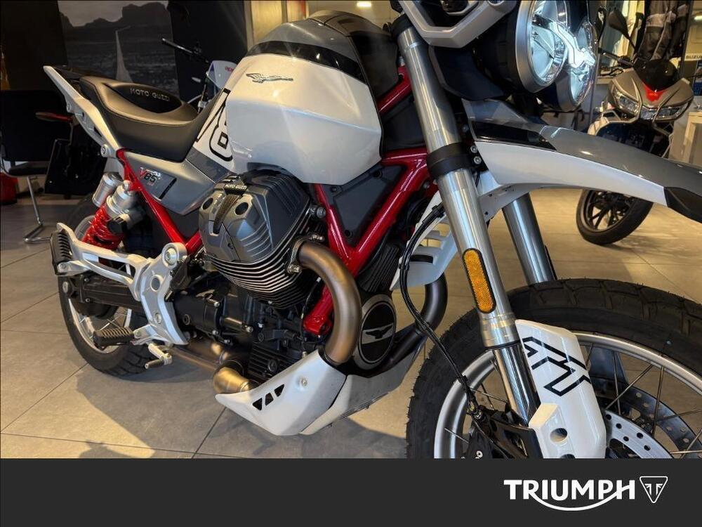 Moto Guzzi V85 TT (2024 - 26) (5)