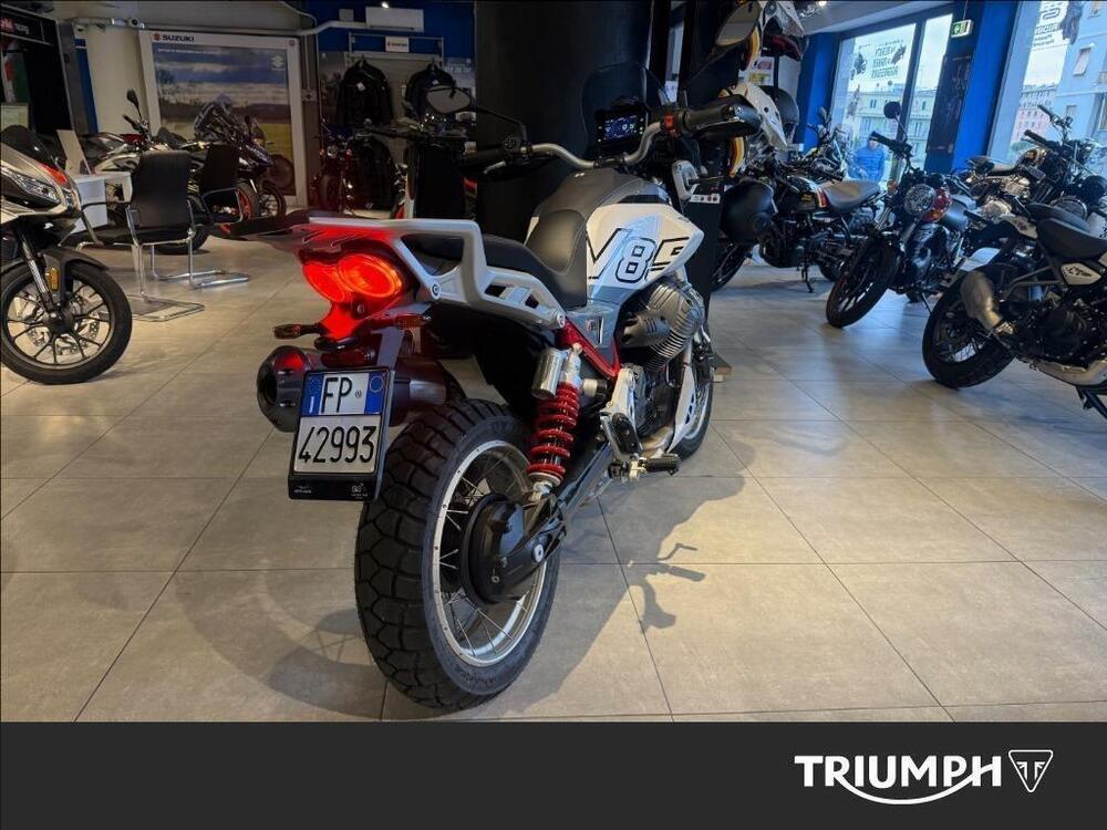 Moto Guzzi V85 TT (2024 - 26) (6)