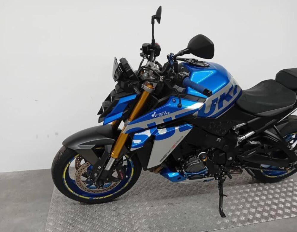 Suzuki GSX-S1000 (2021 - 25) (4)