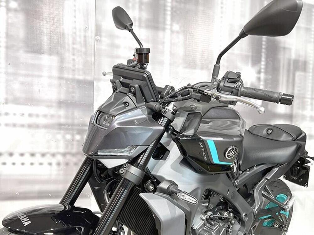 Yamaha MT-09 (2024 - 26) (4)