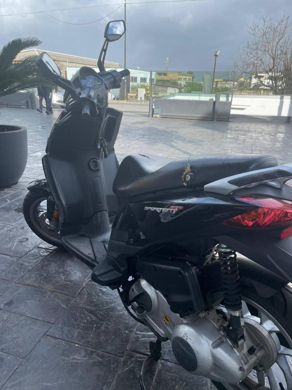 Aprilia Sportcity 125 (7)