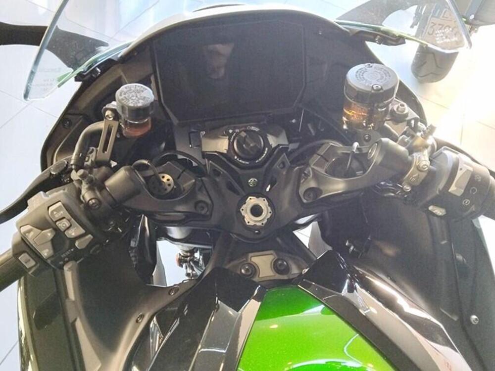 Kawasaki Ninja H2 SX SE (2023 - 26) (5)