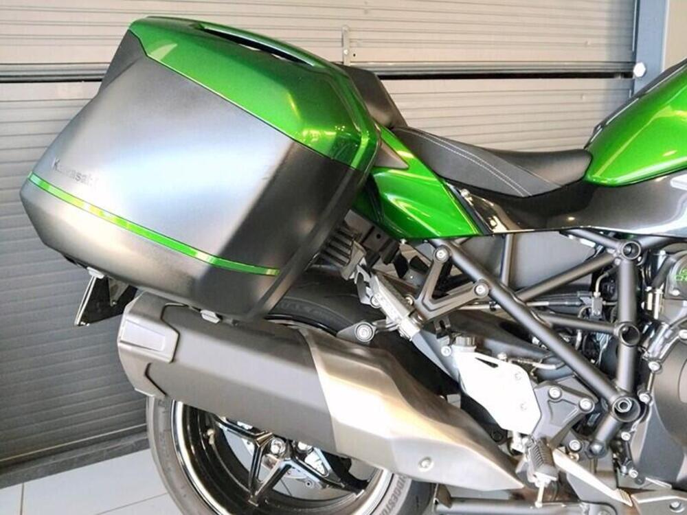 Kawasaki Ninja H2 SX SE (2023 - 26) (7)