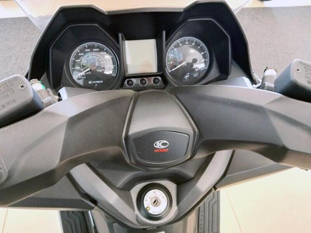 Kymco X-Town 300i (2021 - 24) (5)
