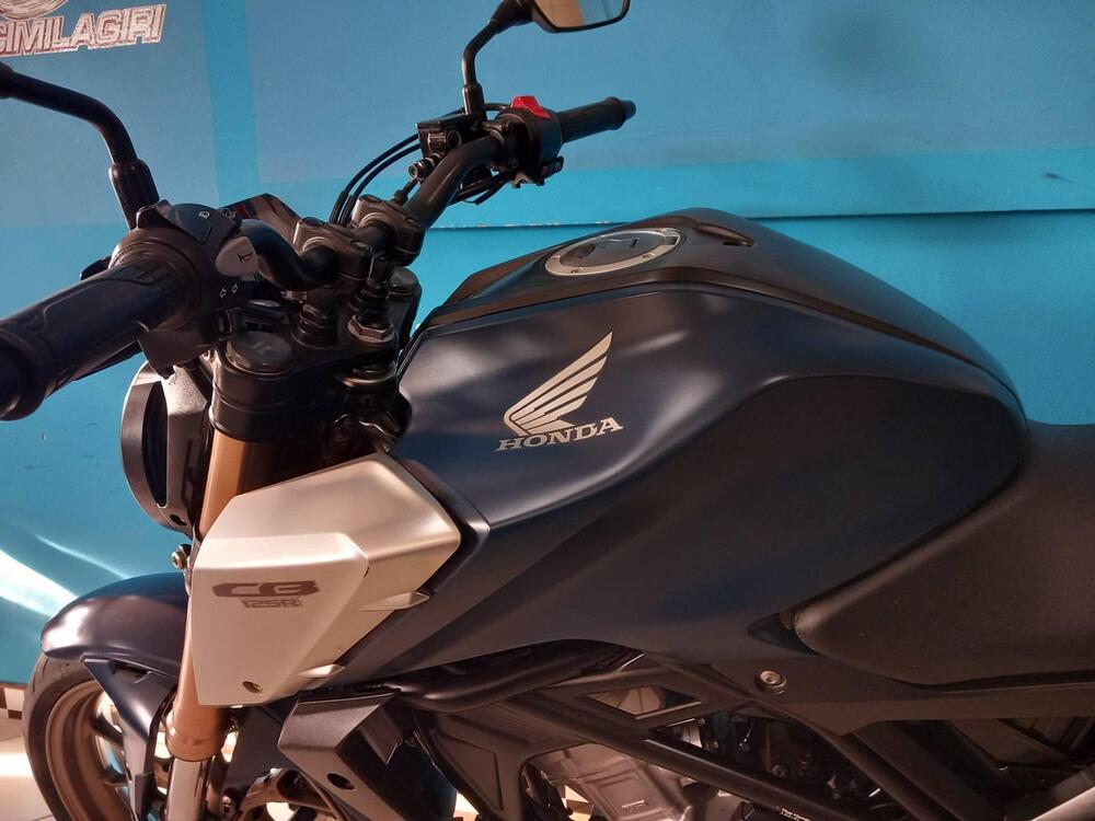 Honda CB 125 R (2021 - 23) (8)