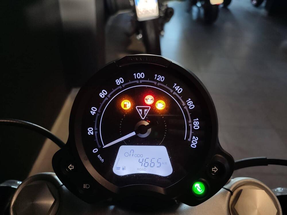 Triumph Bonneville Speedmaster 1200 (2021 - 25) (6)