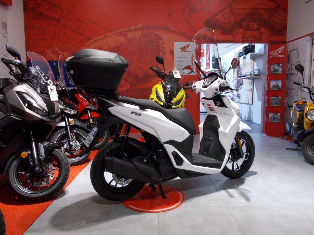 Voge Sfida SR16 125 (2025 - 26) (10)