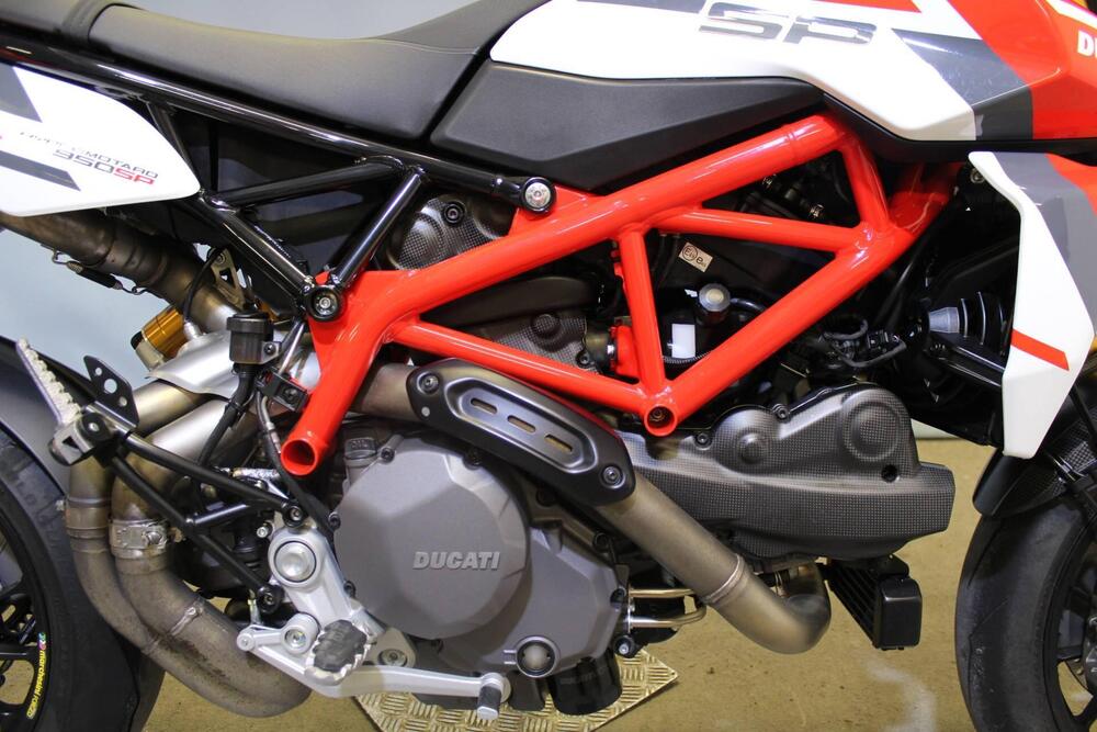 Ducati Hypermotard 950 SP (2022 - 25) (10)