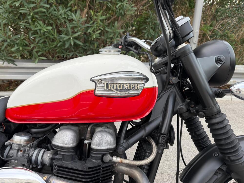 Triumph Scrambler (2006 - 17) (2)