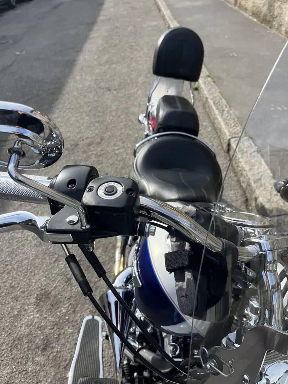 Harley-Davidson 1450 Deluxe (2005 - 06) - FLSTNI (6)