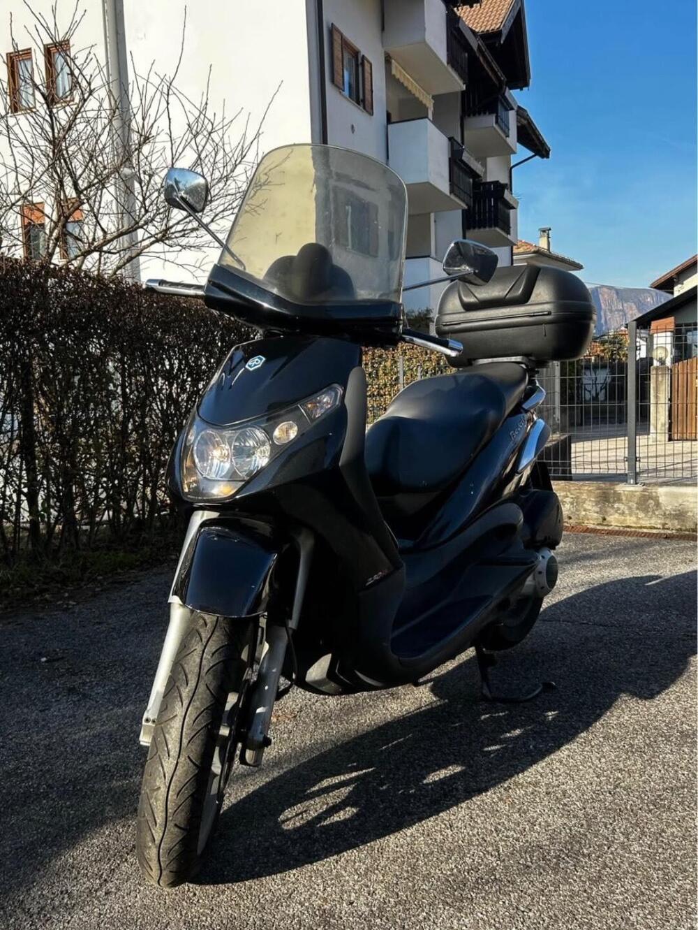 Piaggio Beverly 250 i.e. (2004 - 06) (2)