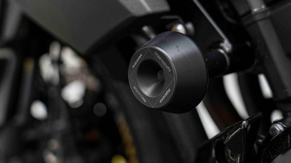 Kawasaki Z 1000 (2010 - 13) (12)