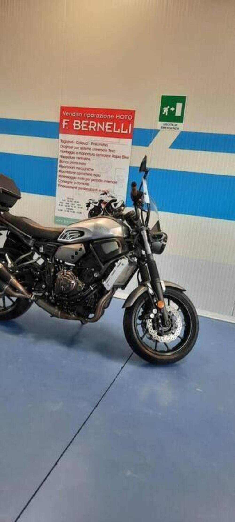 Yamaha XSR 700 ABS (2016 - 20) (2)