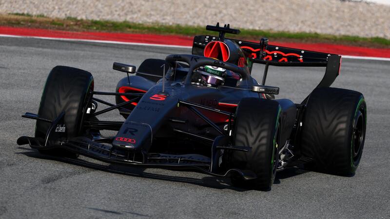 F1 2026, Patrese frena Audi e punge Ferrari: &ldquo;Vincere &egrave; durissimo, c&rsquo;&egrave; chi aspetta da 20 anni&rdquo;