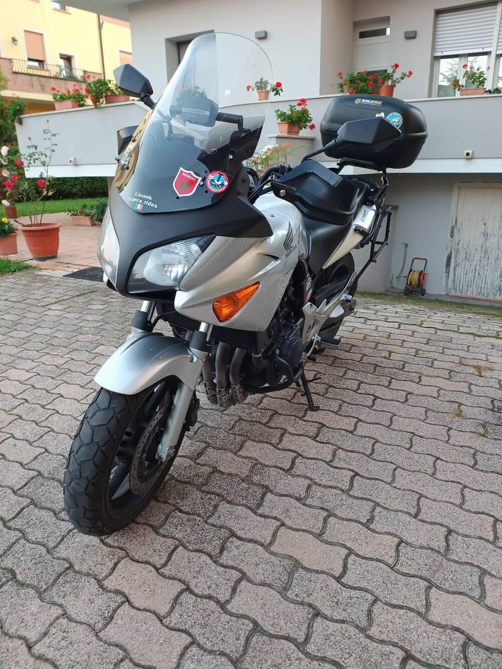 Honda CBF 600 (2004 - 06) (2)