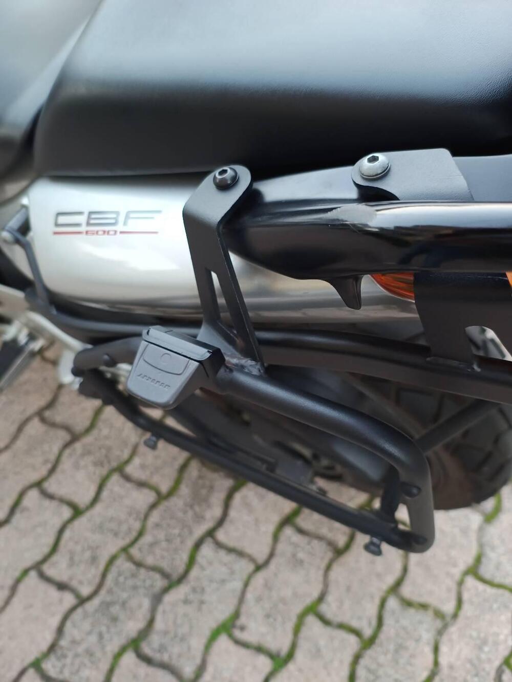 Honda CBF 600 (2004 - 06) (10)