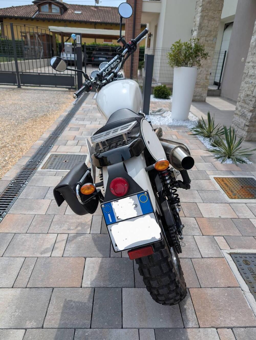 Triumph Scrambler (2006 - 17) (5)