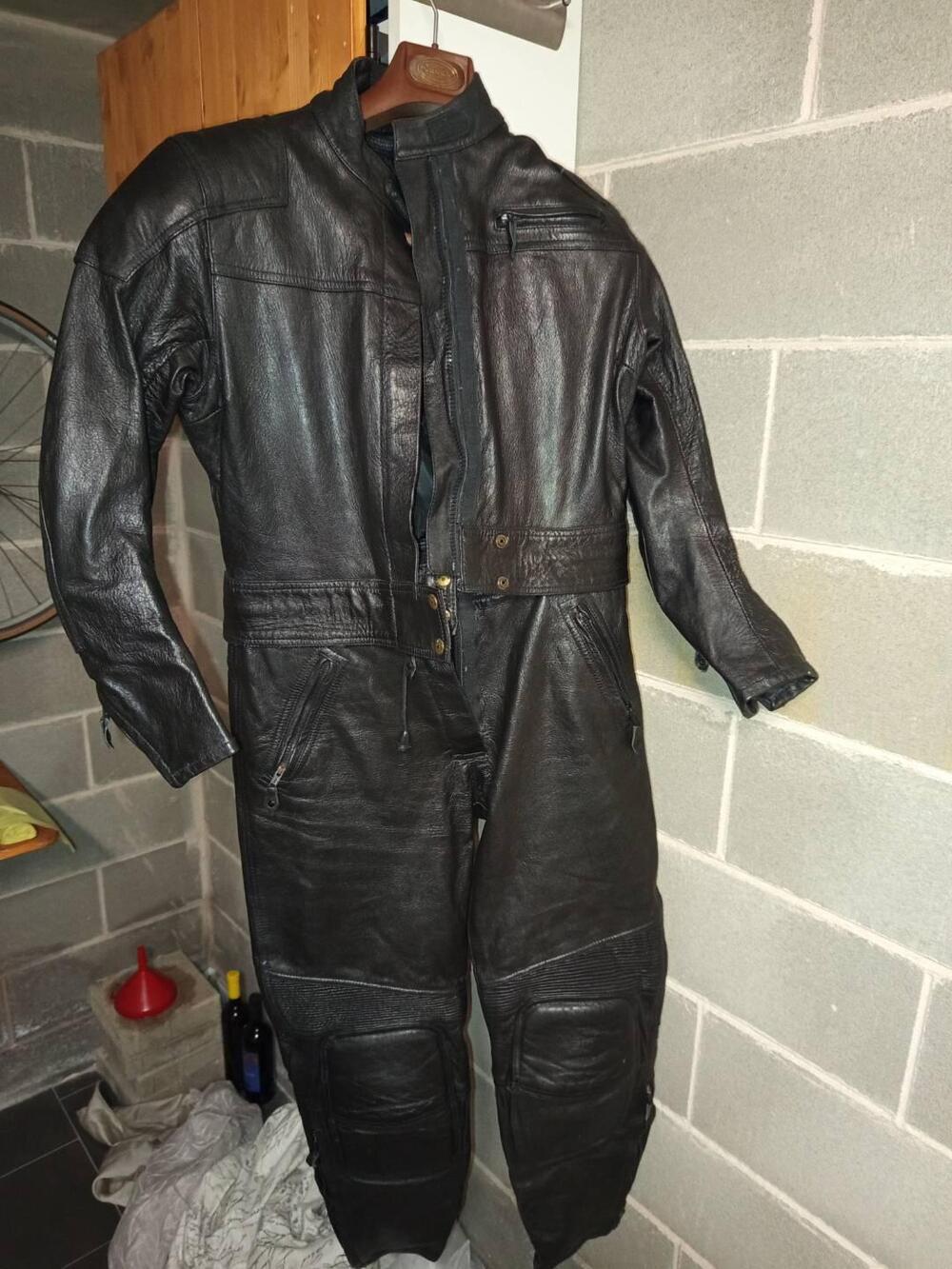 Due tute in pelle mtech/jofama (3)