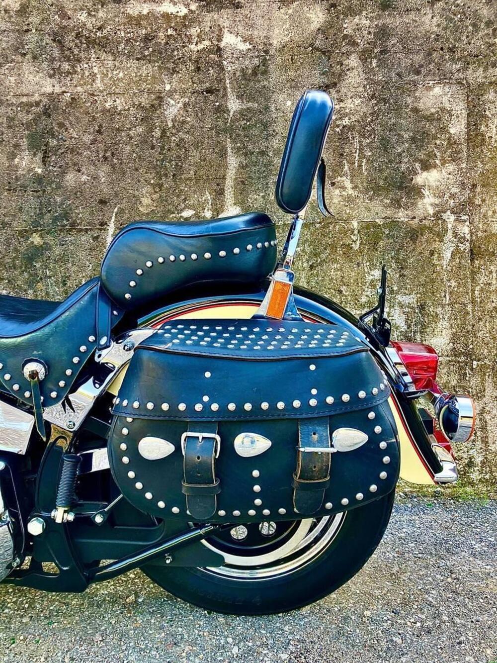 Harley-Davidson 1340 Heritage Classic (1984 - 98) - FLSTC (14)