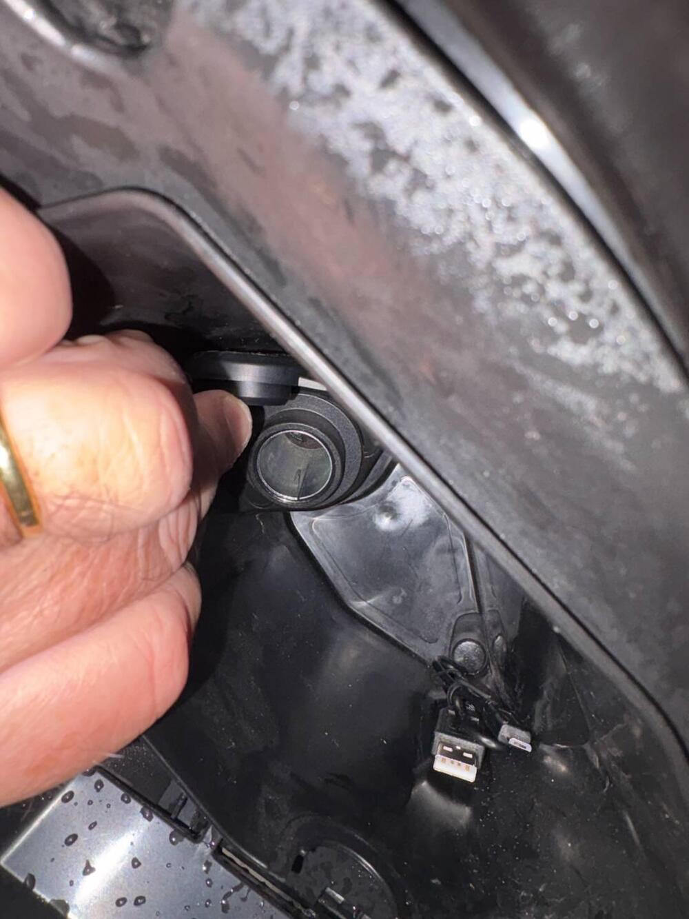 Yamaha X-Max 300 Iron Max (2019 - 20) (12)