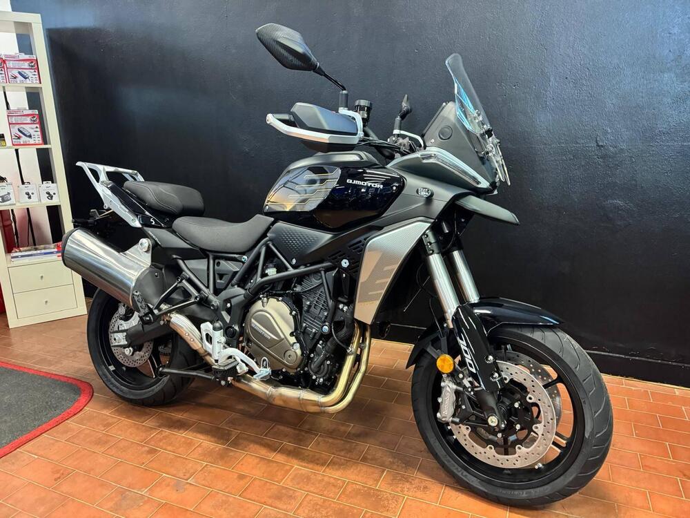 QJ Motor SRT 700 S (2025 - 26) (2)